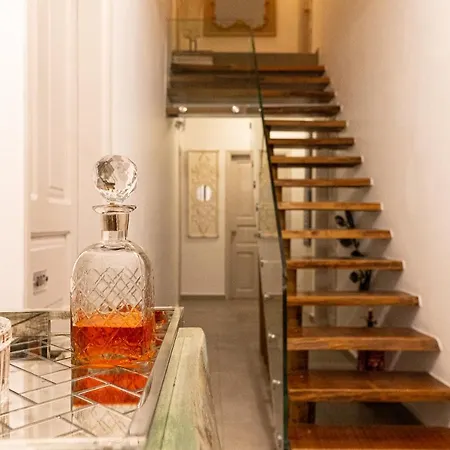 Hotel The Museum Project Oia