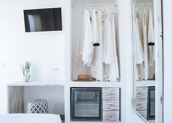 Hotel The Museum Project Oia (Santorini)