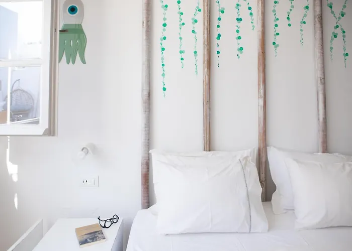 The Museum Project Hotel Oia (Santorini)