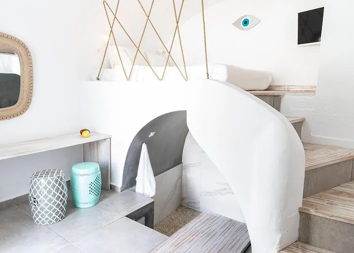 Hotel The Museum Project Oia