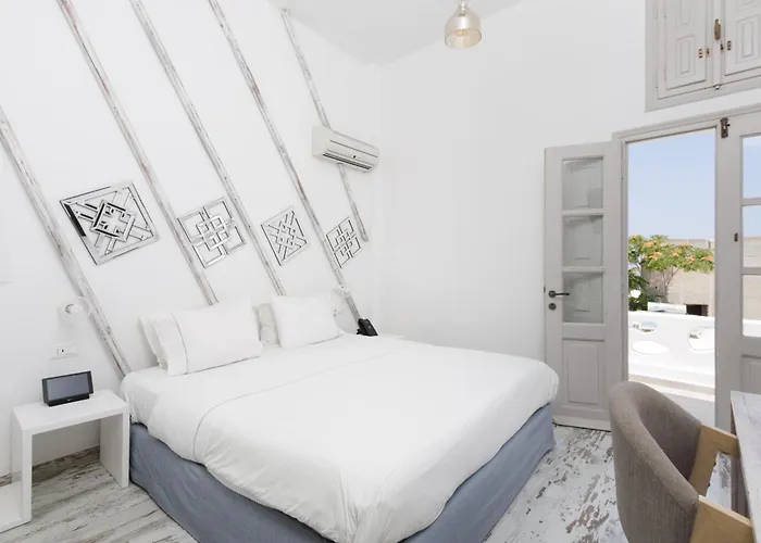 The Museum Project 4* Oia